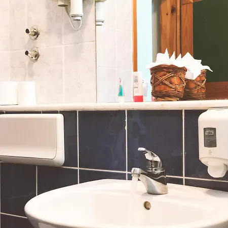 Imzit Dobrinja Pensjonat 3*